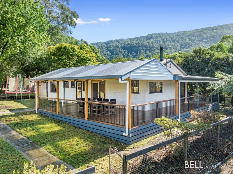 150 Blacksands Road, Three Bridges