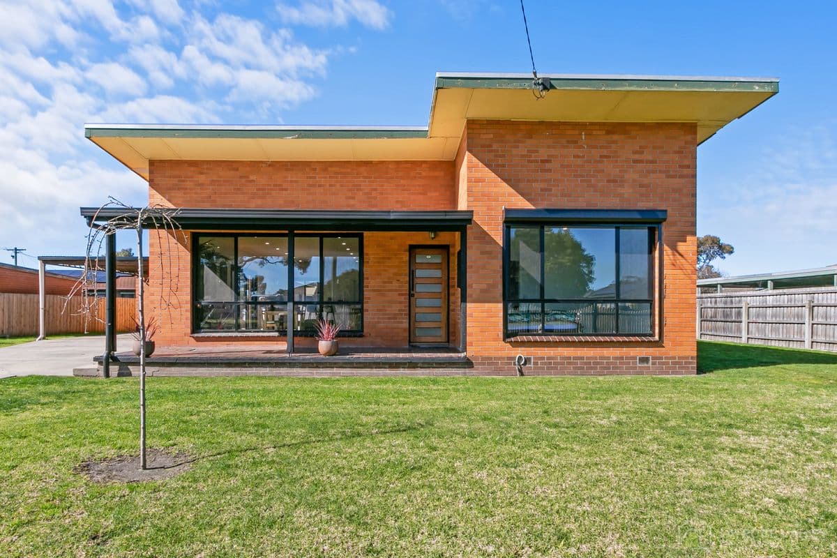21 LATROBE STREET
