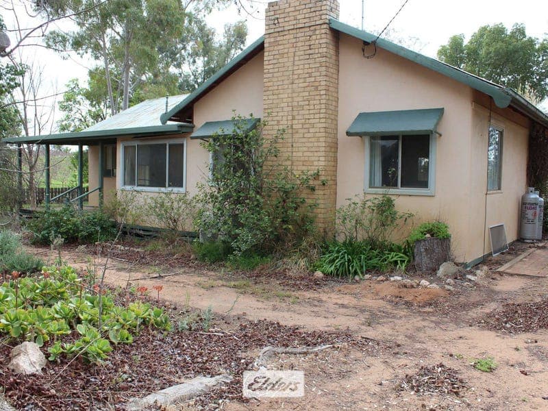 8634 Murray Valley Highway, Boundary Bend