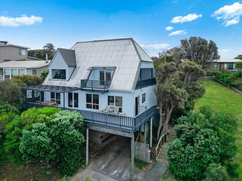 9 Panorama Crescent