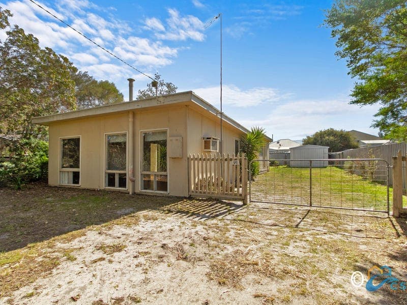 91 Campbell Street, Loch Sport