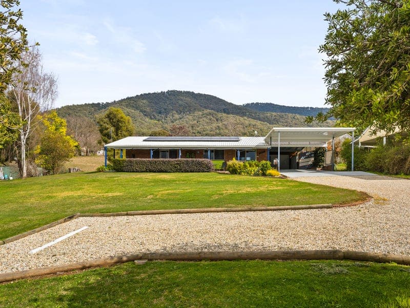 9 Kiewa Valley Highway, Tawonga
