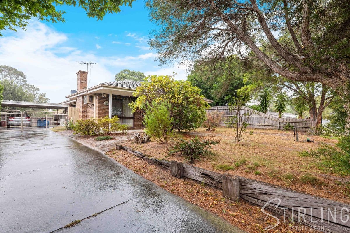 8 Heron Close