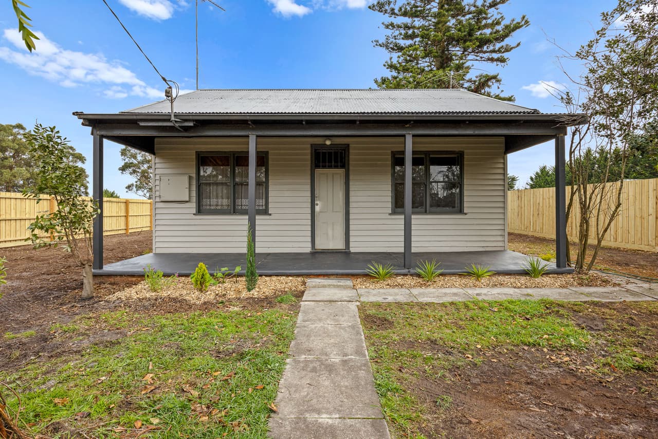 2/79-83 Hade Avenue