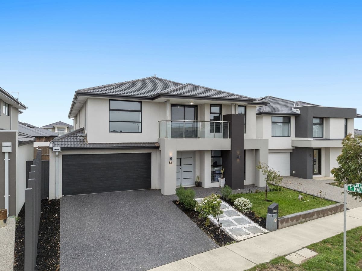 53 Dablam Street