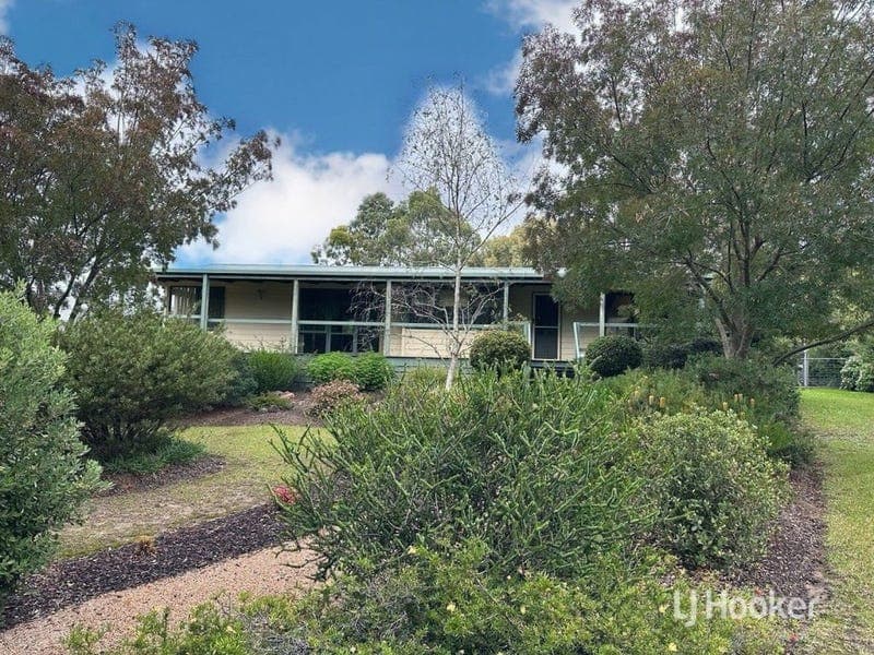 22 Ironbark Circuit