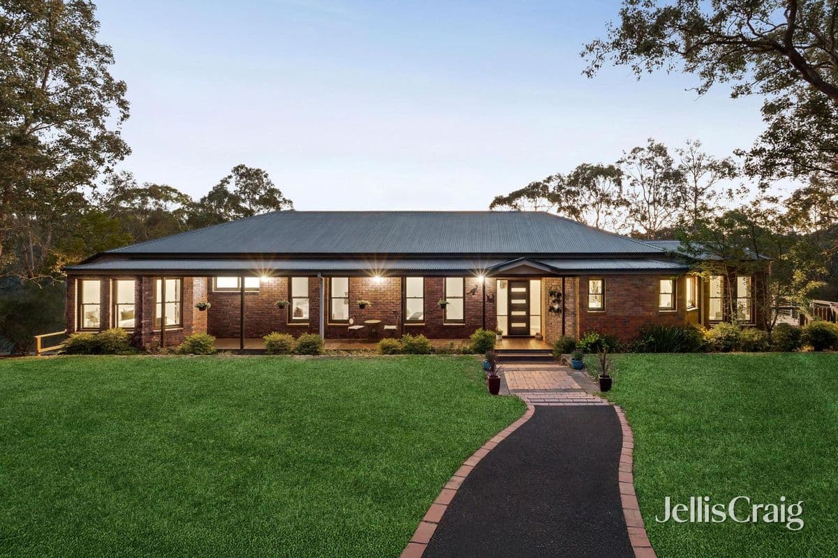 17-19 DELATITE COURT