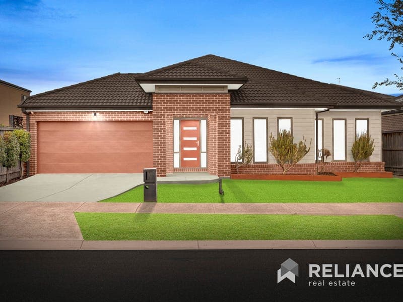 8 McWilliams Crescent, Point Cook