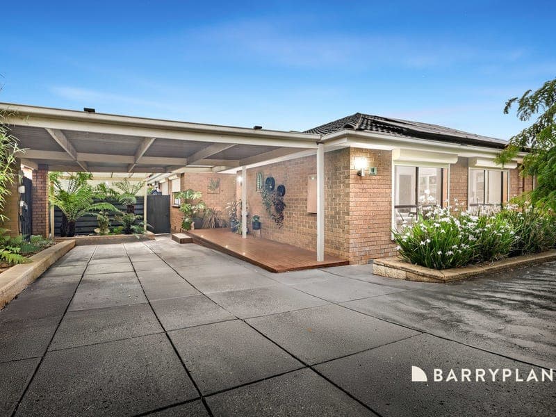 11 Boyle Crescent, Mill Park