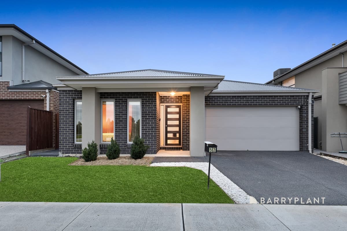 52 GASTON LOOP