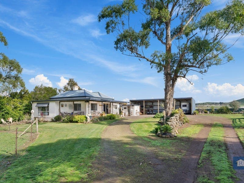 925 Corangamite Lake Road, Coragulac