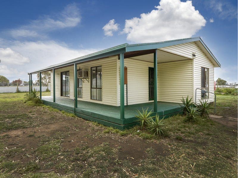 29 Freshwaters Road