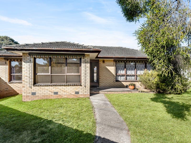 38 Rodleigh Street, Croydon