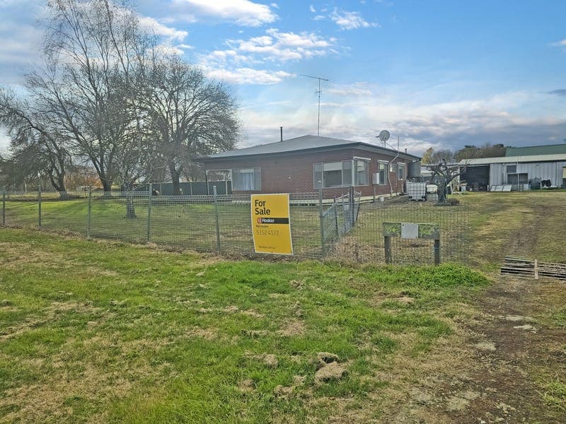 71-77 Foster Street, Benambra