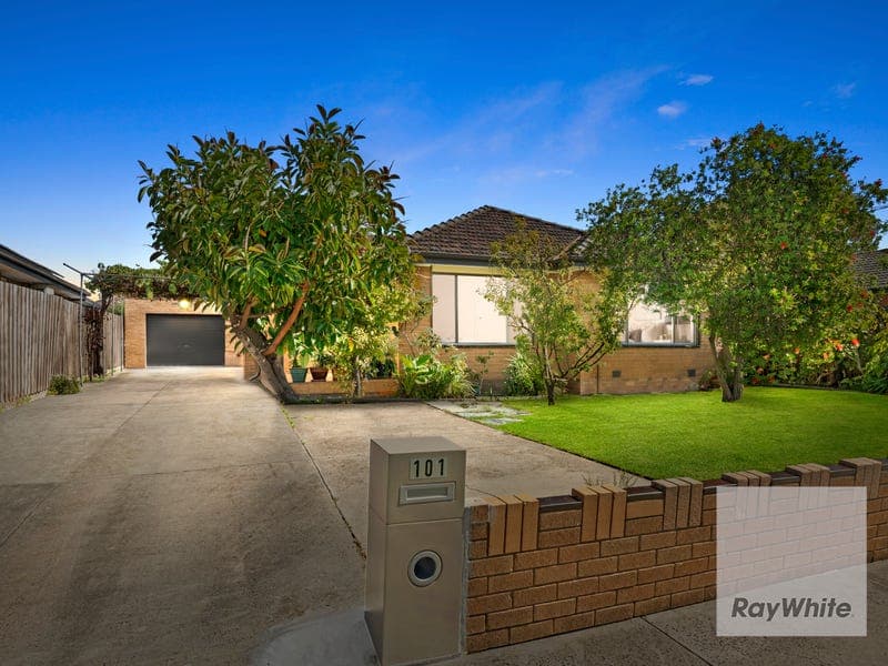 101 Darebin Drive, Thomastown