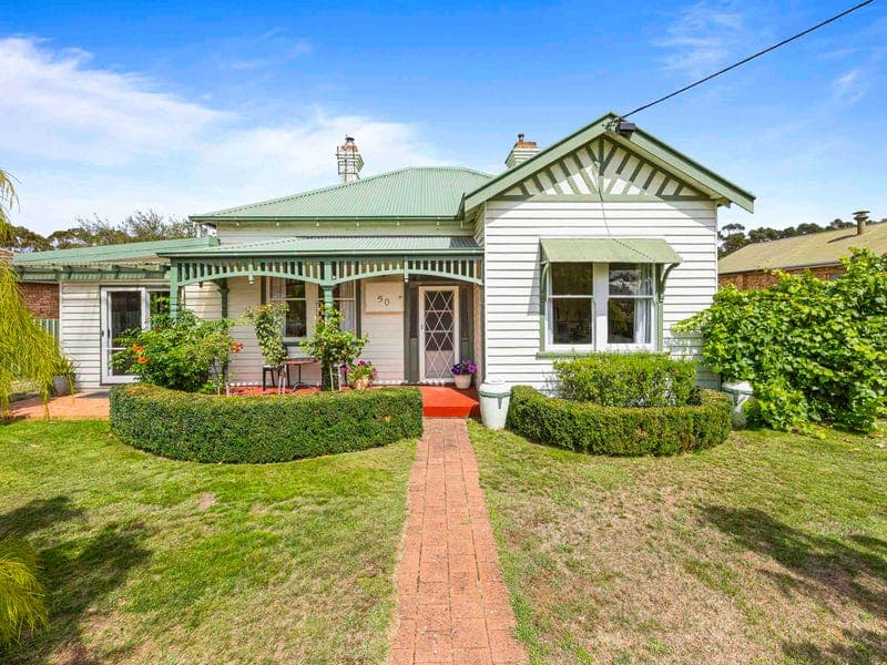 50 Warranooke Street, Willaura