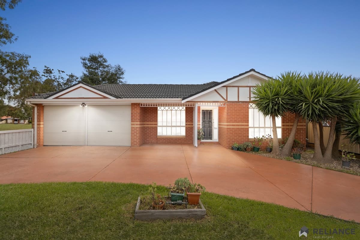 8 Foxton Place
