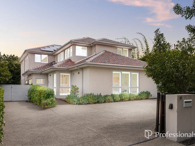 10 Carlyle Street, Ashwood