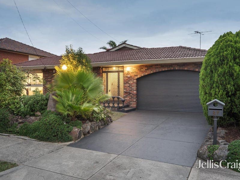 37 Grant Olson Avenue, Bulleen