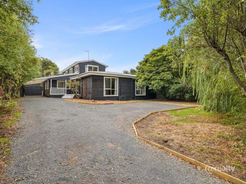 2 Bayview Avenue, Tenby Point