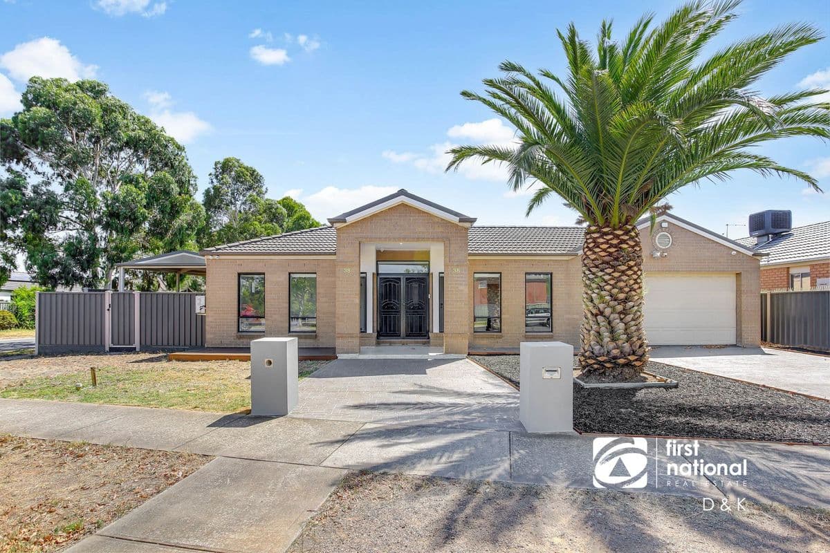38 Heysen Parkway