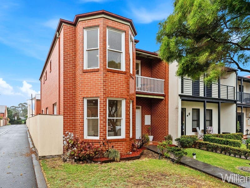 1 Sands Place, Williamstown