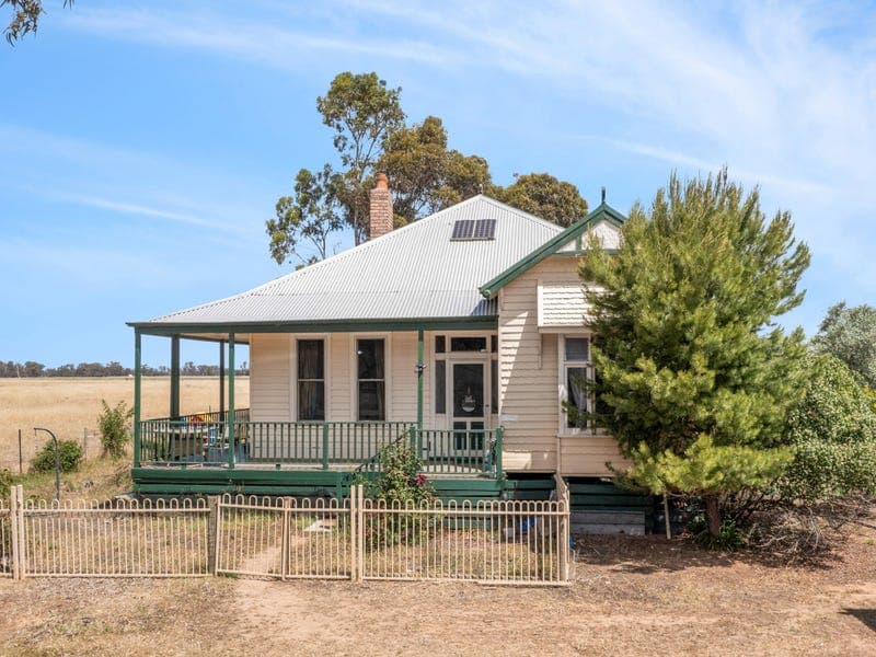 847 Newbridge-Bridgewater Road, Newbridge