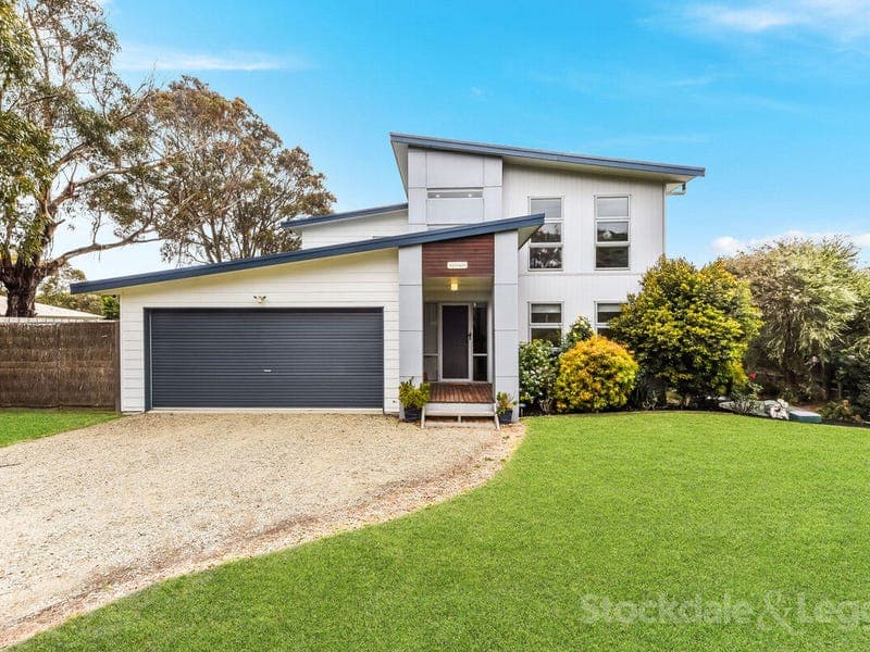 243 Bay Road, Jam Jerrup