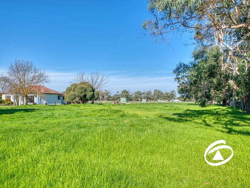 12 Sherwood Street, Longwarry North