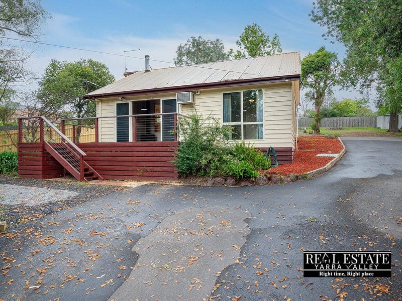 18 Merton Grove, Healesville