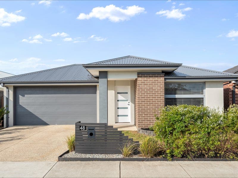 48 Albanel Street, Armstrong Creek