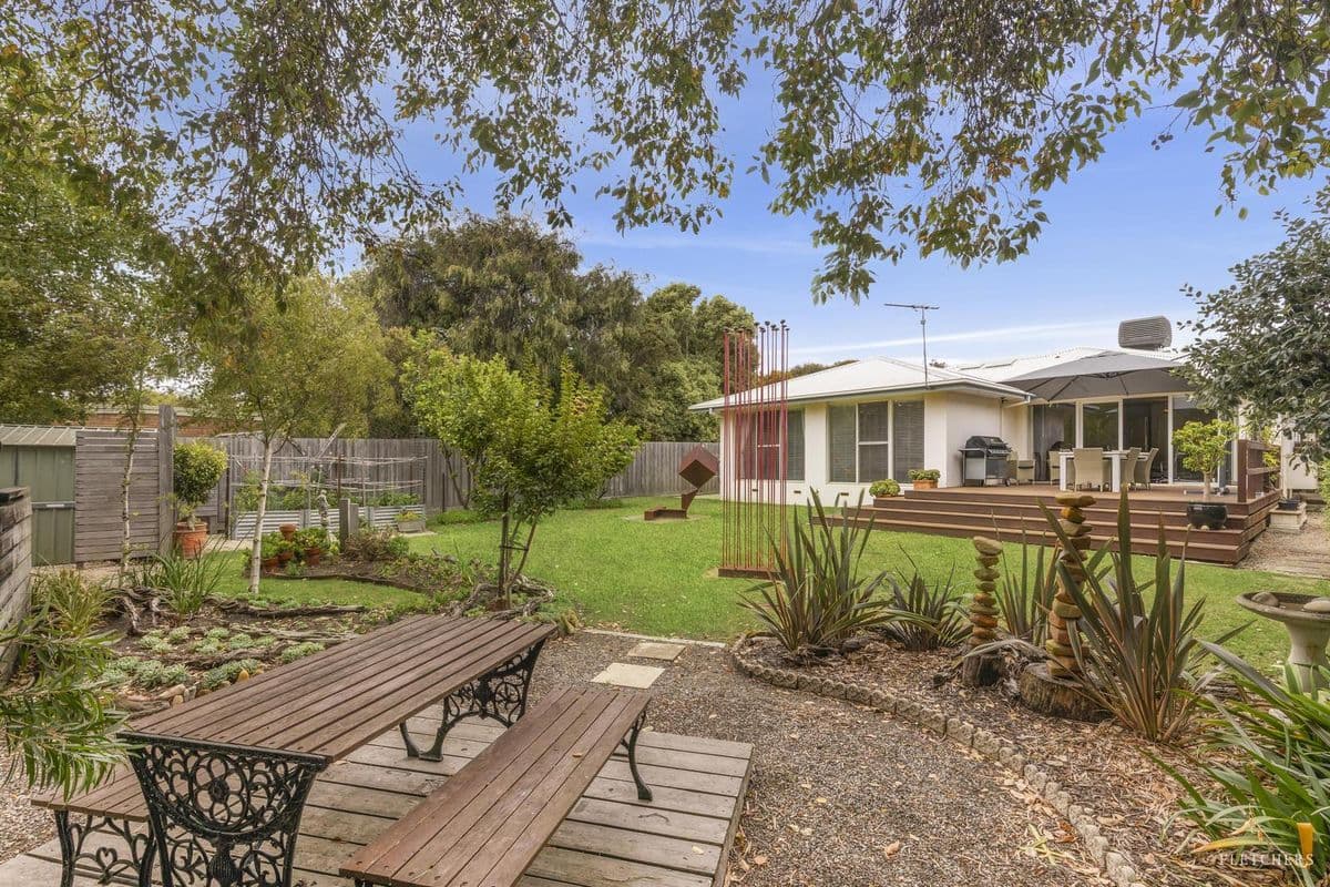 24 Lawrence Road