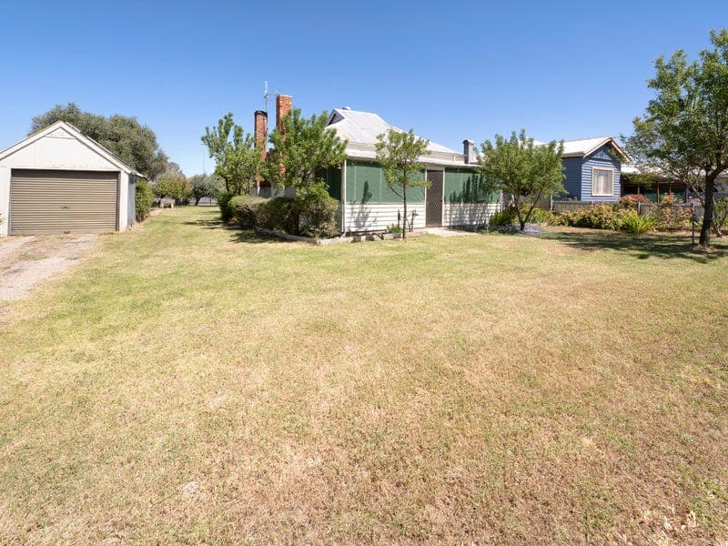 11 Boga Street, Lake Boga