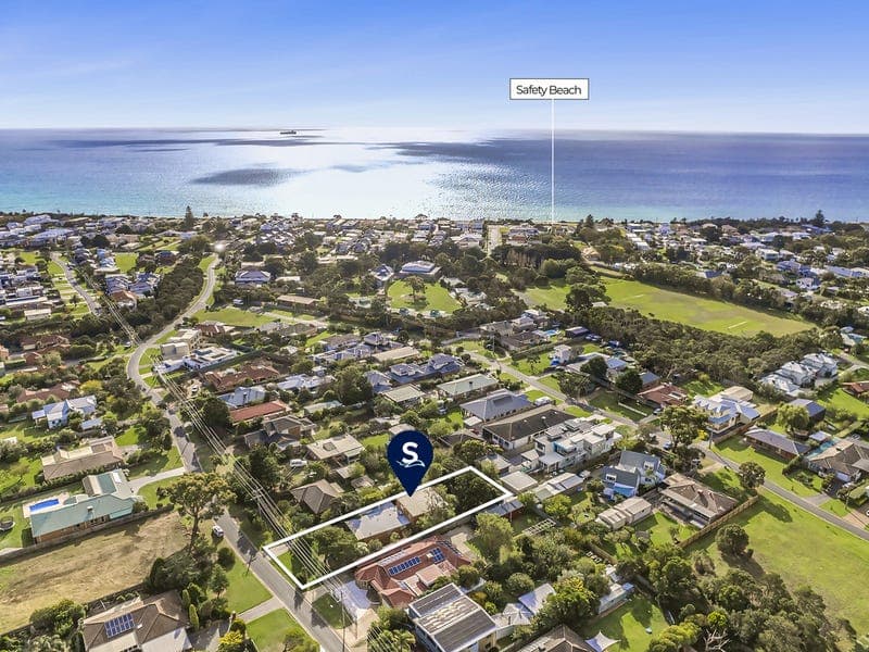 31 Woodlands Grove, Safety Beach