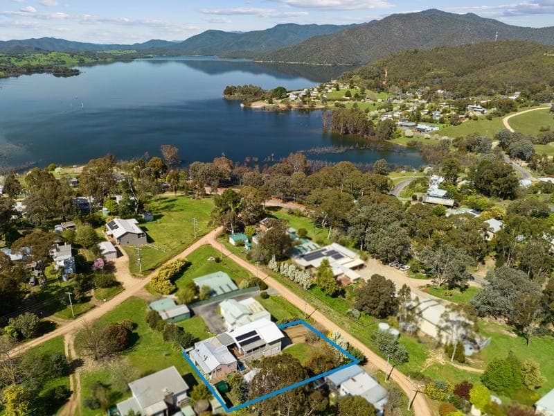 6 Catherine Street, Goughs Bay