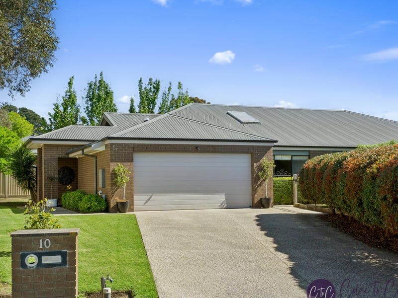 10 Deloraine Court, Elliminyt
