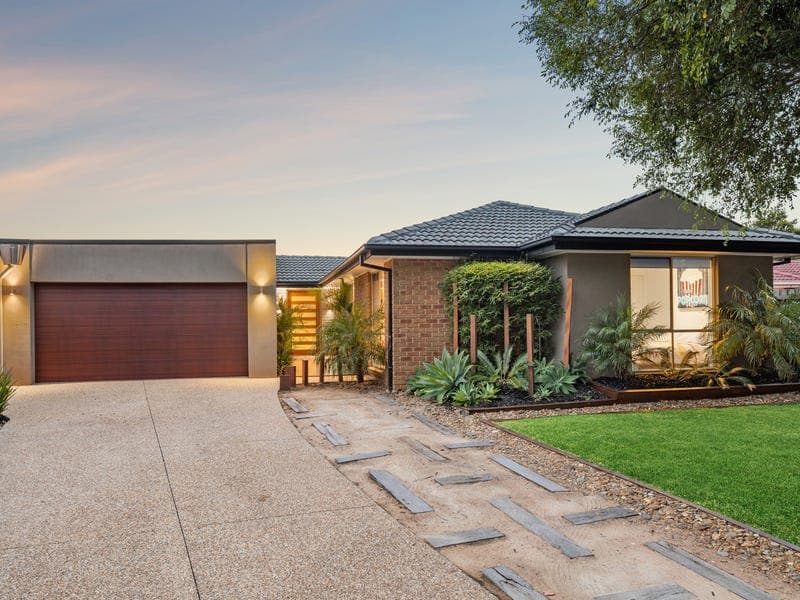 28 Jacqueline Drive, Aspendale Gardens