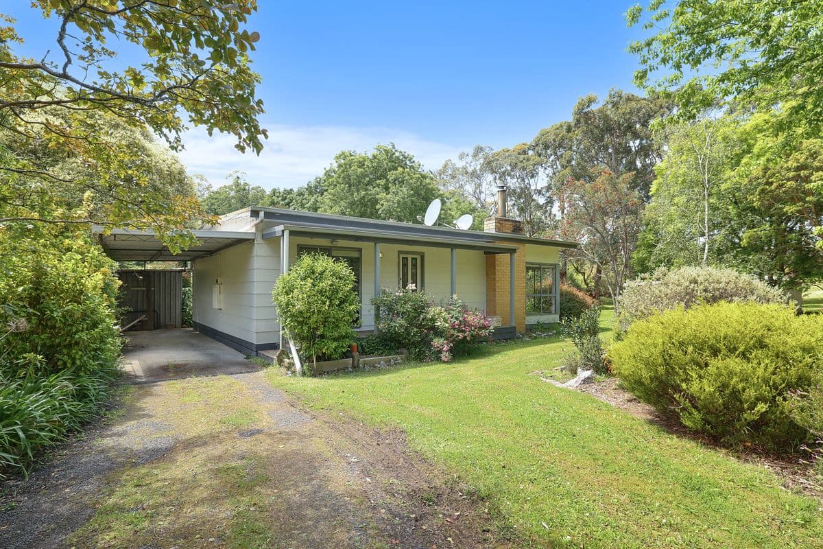 325 Meeniyan-Promontory Road