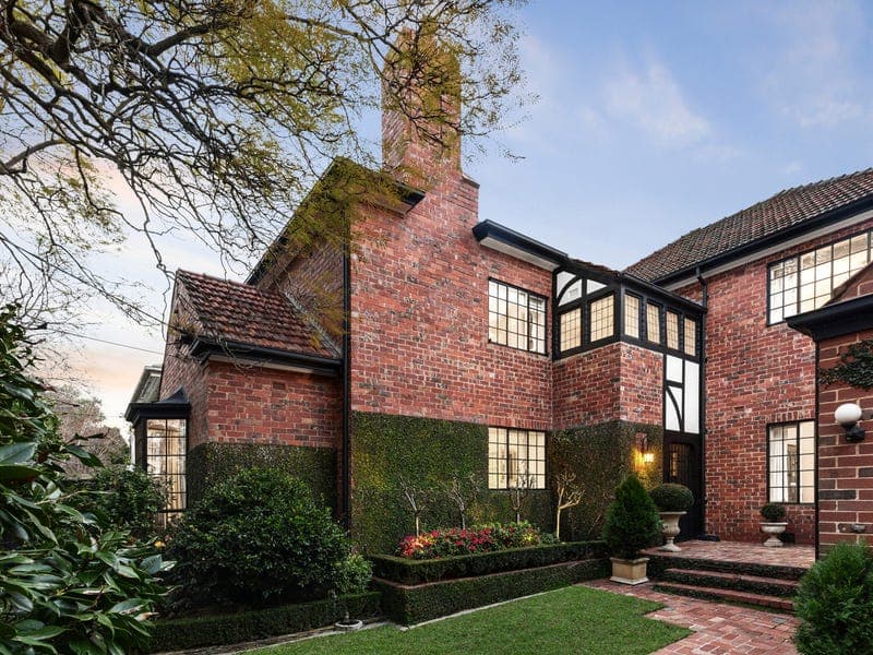 29 Avenel Road, Kooyong