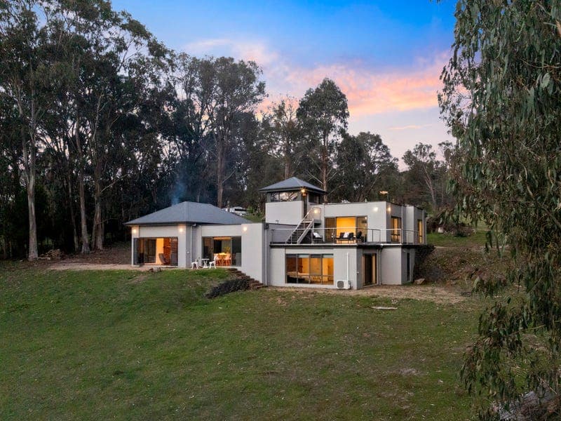 22 Hill Top Lane, Barwite