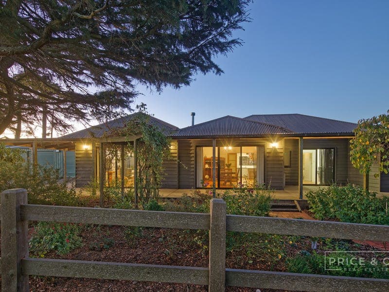 900 Sheepways Road, Krowera