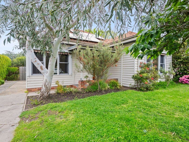 31 Salisbury Avenue, Newington