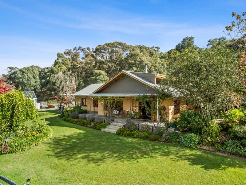 453 Yandoit-Werona Road, Franklinford