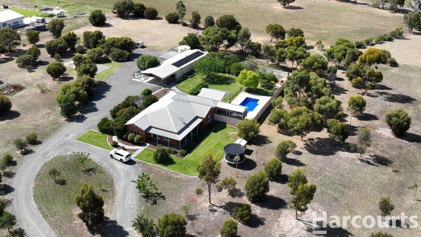 4 Creasey Court