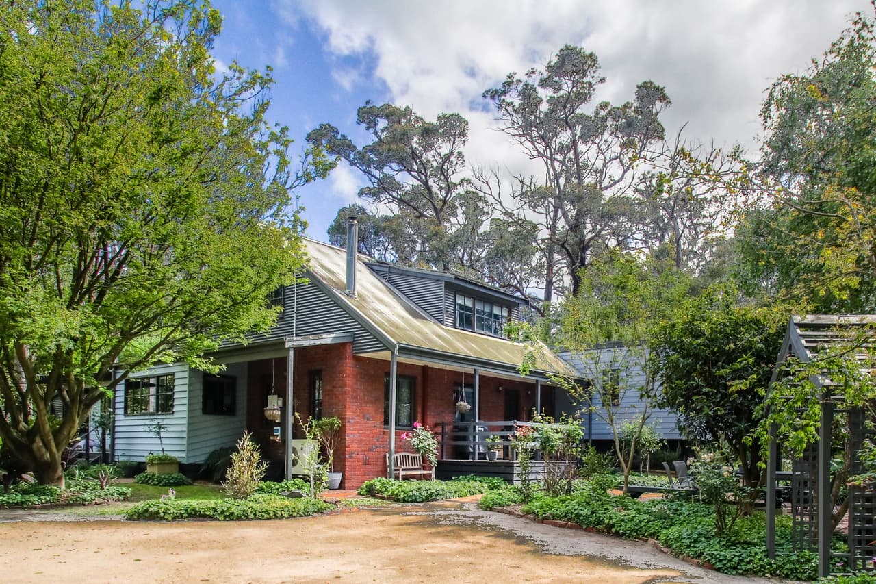 235 Racecourse Road