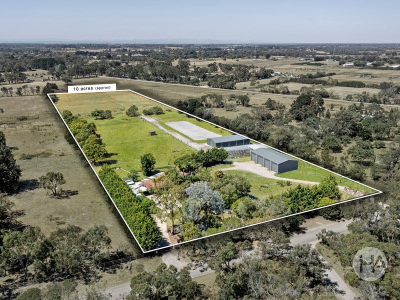 110 South Boundary Road East