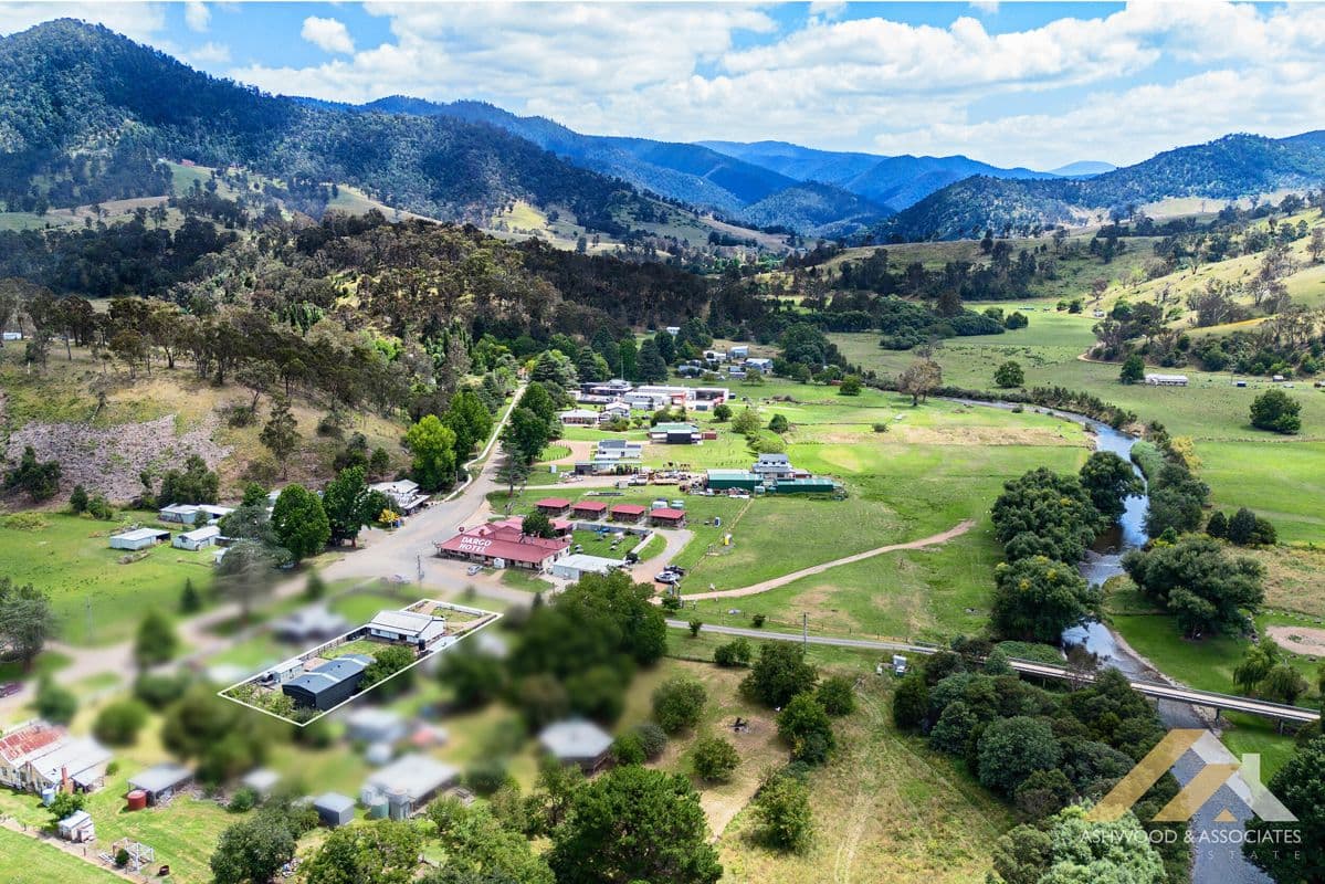 4 Omeo Road