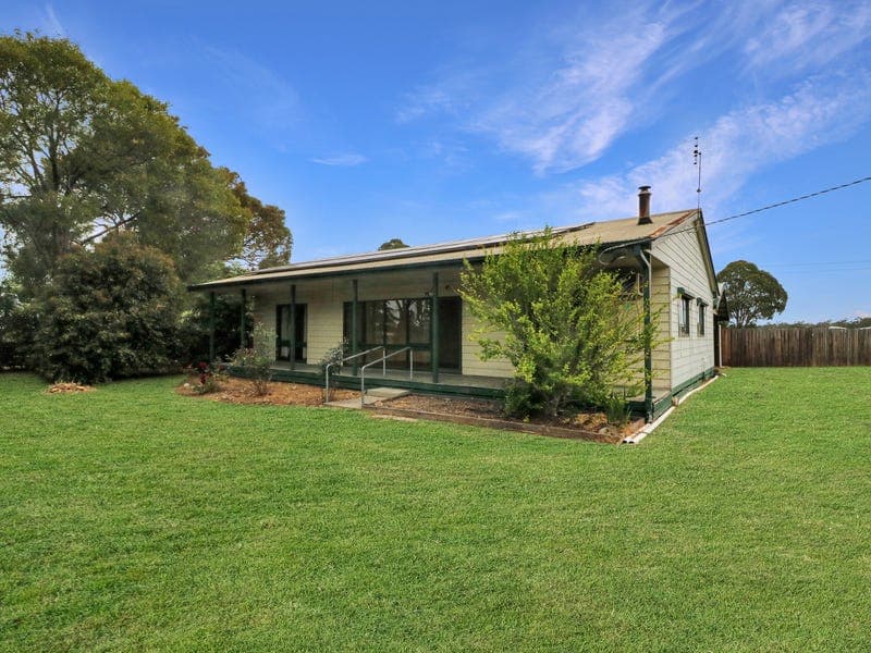 11 Warrens Road, Newmerella