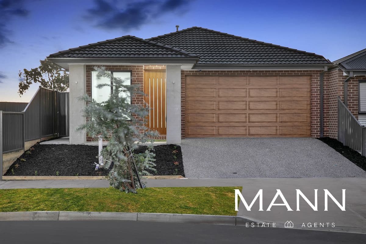 35 Riverine Street