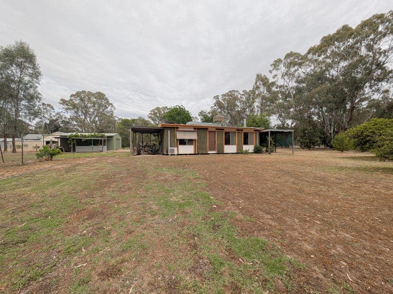 147 Koondrook-Murrabit Road, Koondrook